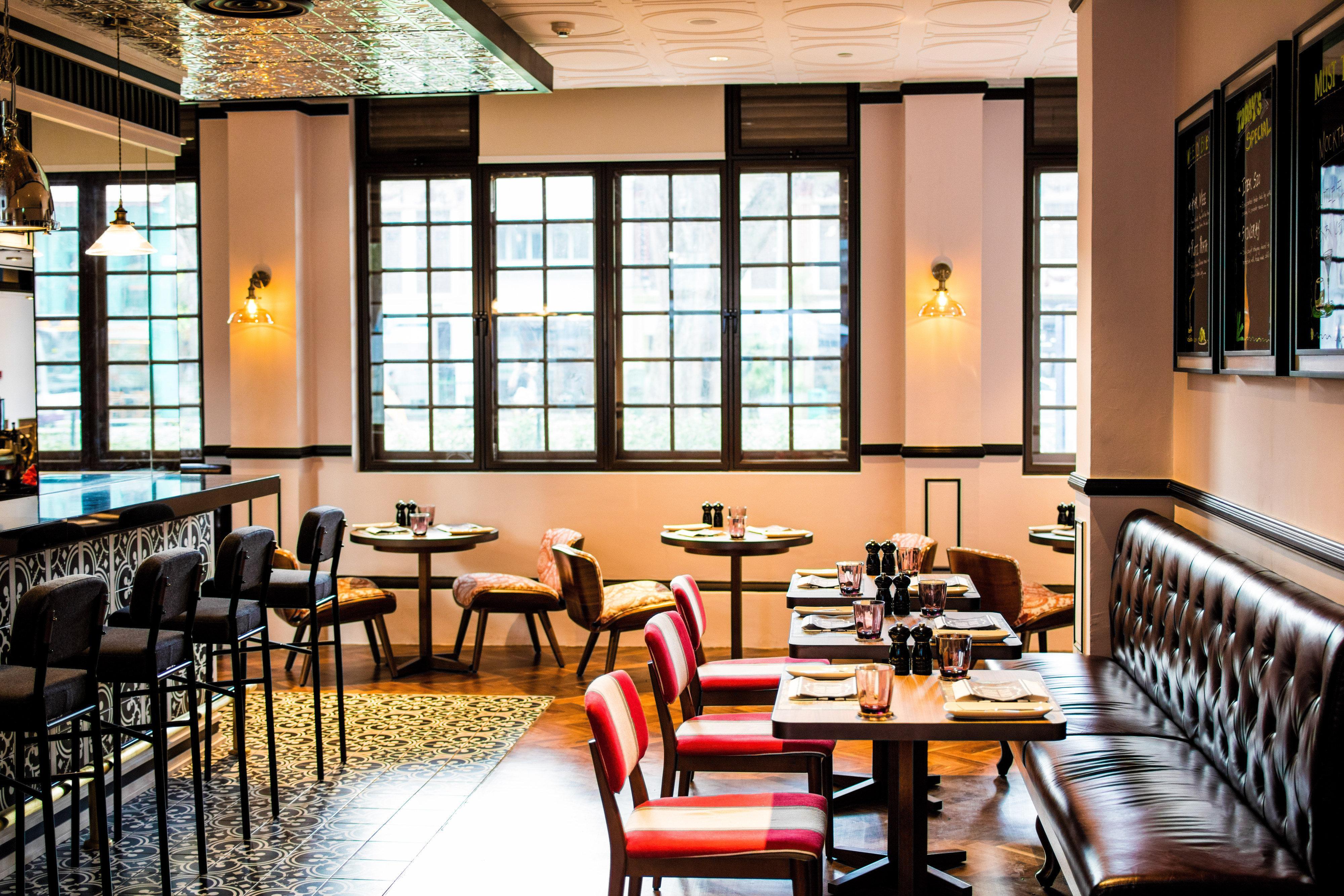 โรงแรมอินดิโก สิงคโปร์ กาตง ภายนอก รูปภาพ Interior of the restaurant