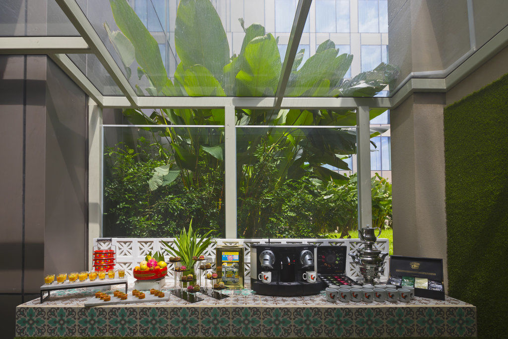 โรงแรมอินดิโก สิงคโปร์ กาตง ภายนอก รูปภาพ A kitchen in a private house