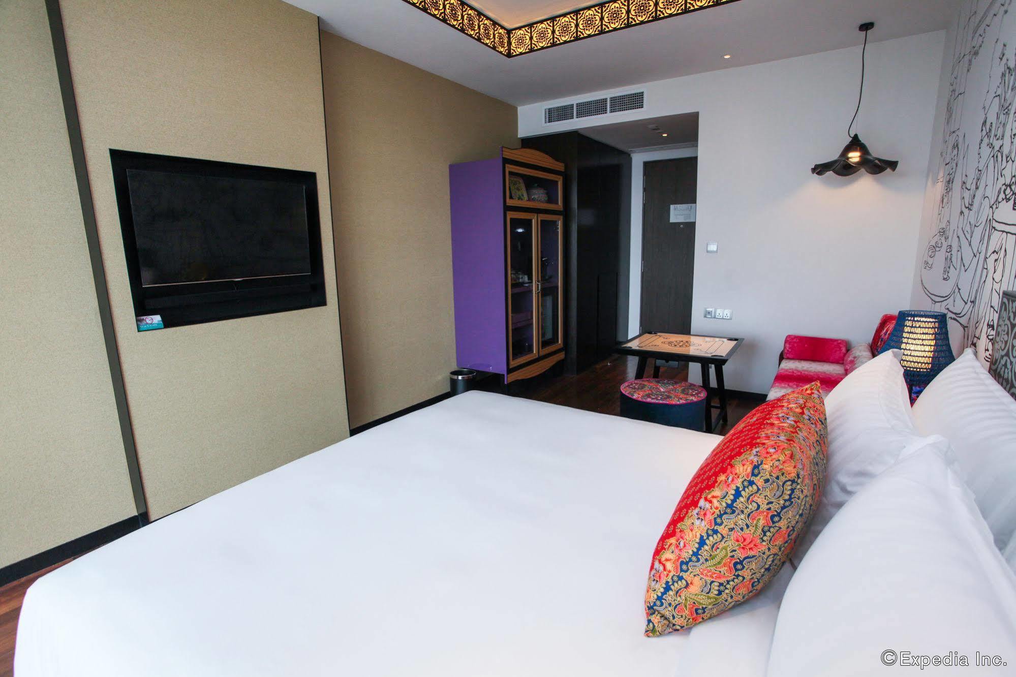 โรงแรมอินดิโก สิงคโปร์ กาตง ภายนอก รูปภาพ A room at the hotel